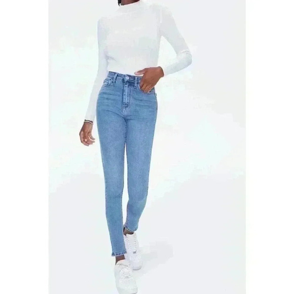Forever 21 Women’s High-Rise Skinny Jeans - Picture 4 of 7